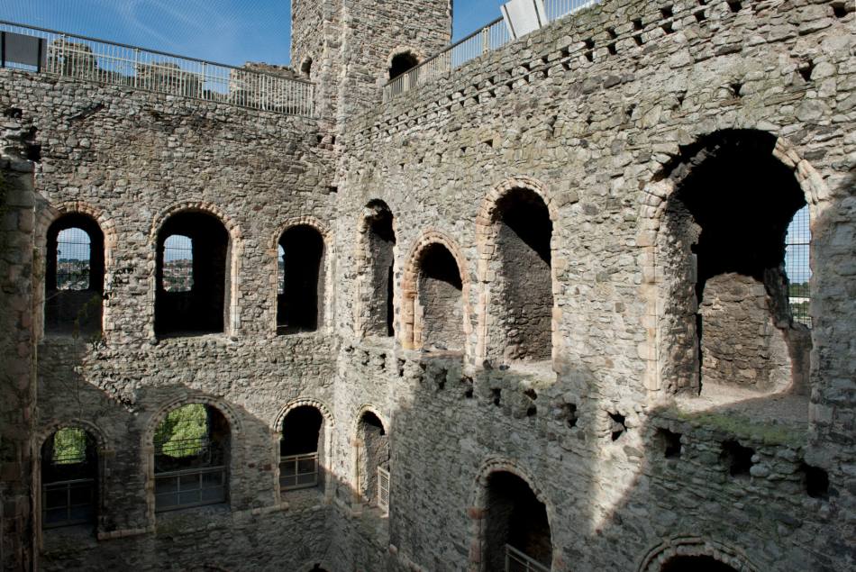 A photograph of the interior of the keep of a castle.