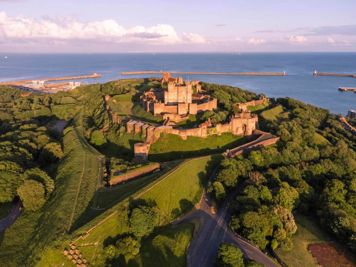 What Is the Oldest Castle in England?