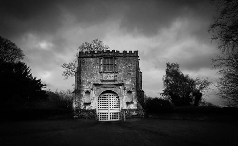 7 Places Connected to Witchcraft in England