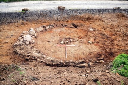 Bronze Age mass burial found in Scotland – The History Blog